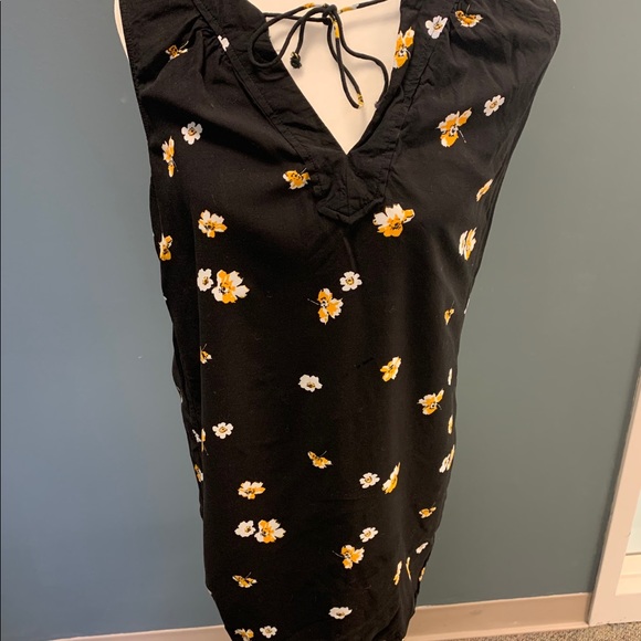 Gorgeous summer dress. - Picture 2 of 6